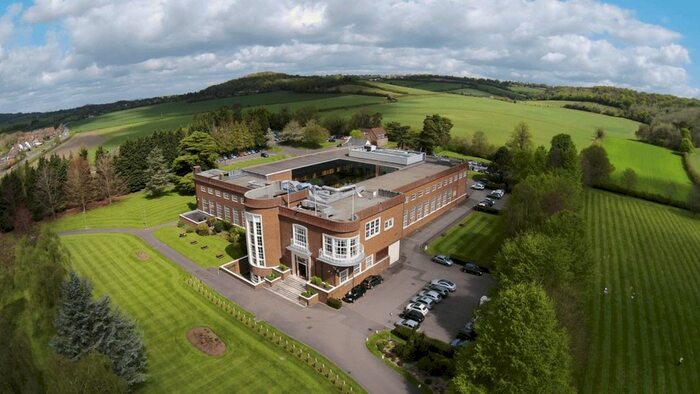 2 Bedroom Flat For Sale In Wycombe Road, Saunderton, High Wycombe, HP14