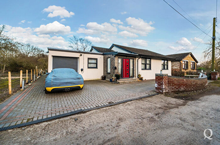 4 Bedroom Bungalow For Sale In Elmley Road, Minster On Sea, Sheerness, Kent, ME12