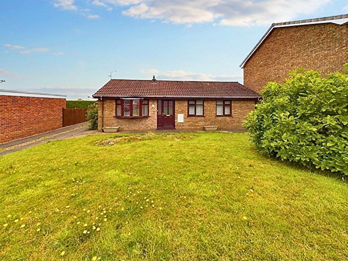 3 Bedroom Bungalow For Sale In Bramshill Rise, Walton, Chesterfield, S40