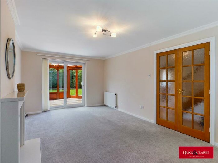 4 Bedroom House To Rent In Newton Drive, Beverley, HU17