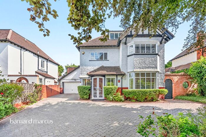 6 Bedroom Detached House For Sale In Woodcote Valley Road, Purley, CR8