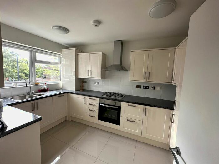 2 Bedroom Flat To Rent In Bilsby Lodge, Chalklands, Wembley, Greater London, HA9