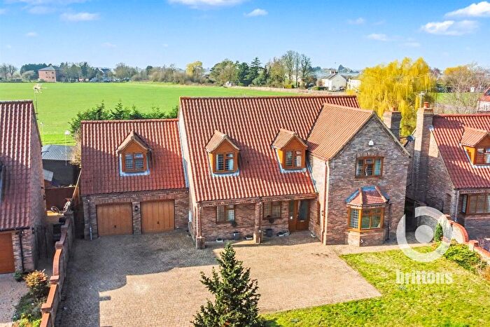 4 Bedroom Detached House For Sale In Market Lane, Terrington St. Clement, King's Lynn, PE34