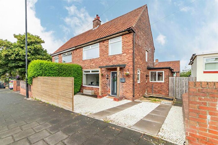 3 Bedroom Semi-Detached House For Sale In West Road, Denton, NE5