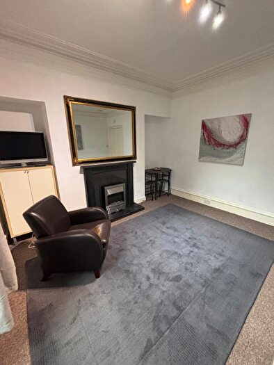 2 Bedroom Flat To Rent In Urquhart Road, City Centre, Aberdeen, AB24