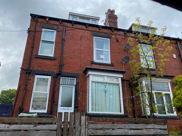 2 Bedroom Terraced House To Rent In Brooklyn Street, Leeds, West Yorkshire, LS12