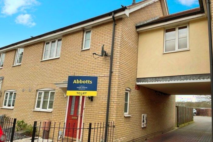 3 Bedroom Property To Rent In Highwoods, Colchester, CO4