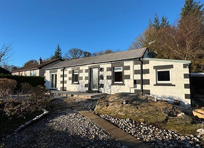2 Bedroom Detached Bungalow For Sale In Campbeltown Road, Tarbert, PA29