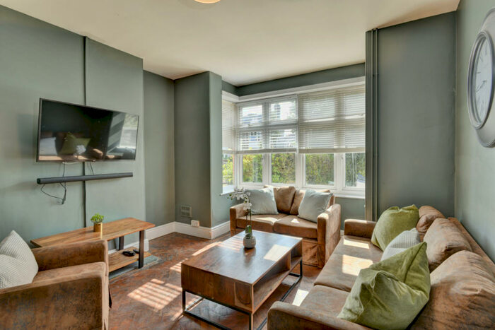 6 Bedroom Terraced House To Rent In Wrentham Estate, Old Tiverton Road, Exeter, EX4