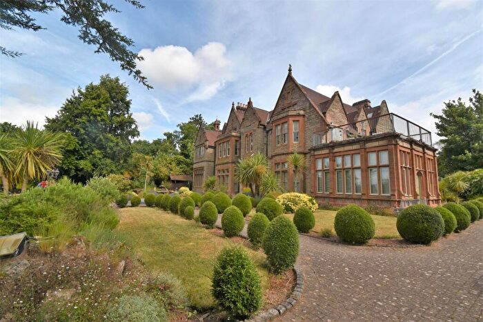 3 Bedroom Apartment To Rent In Blackdown Hall, Sandy Lane, Leamington Spa, CV32