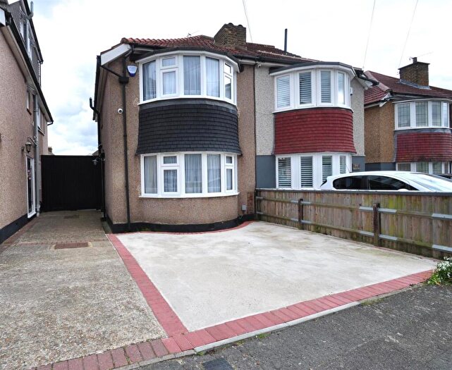 2 Bedroom Semi-Detached House To Rent In Colyton Close, Welling, DA16
