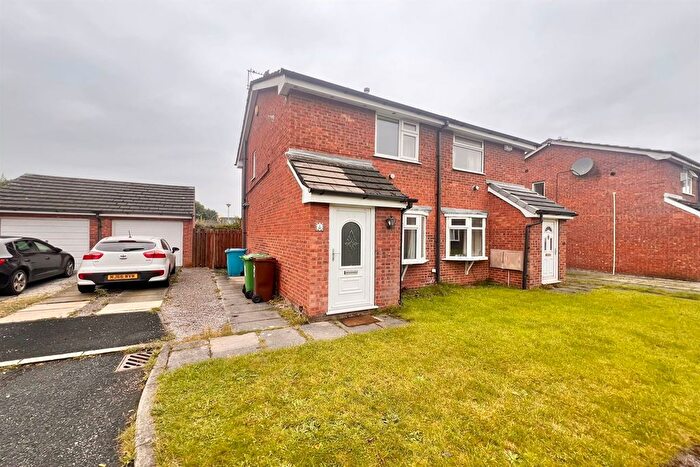 2 Bedroom Semi-Detached House To Rent In Burley Mews, Hardy Lane, Chorlton, M21