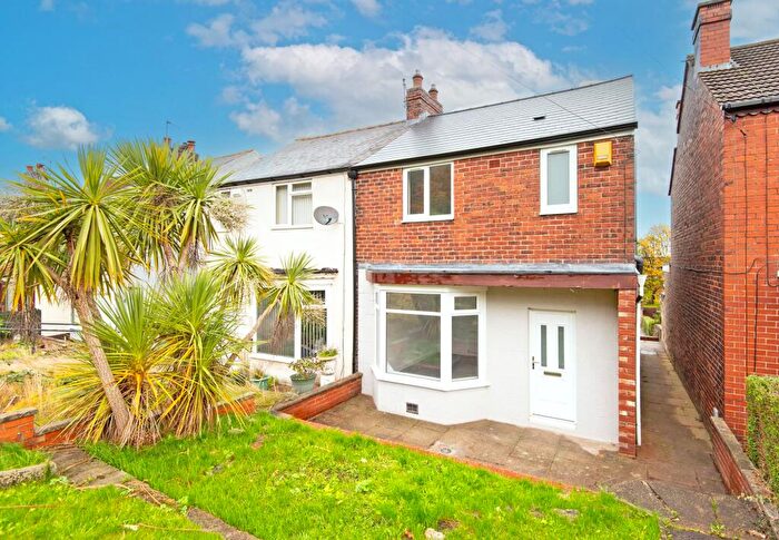3 Bedroom Semi Detached House To Rent In Mansfield Road, Sheffield, S12