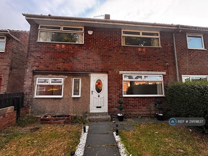 3 Bedroom Semi-Detached House To Rent In Englefeld, Gateshead, NE10
