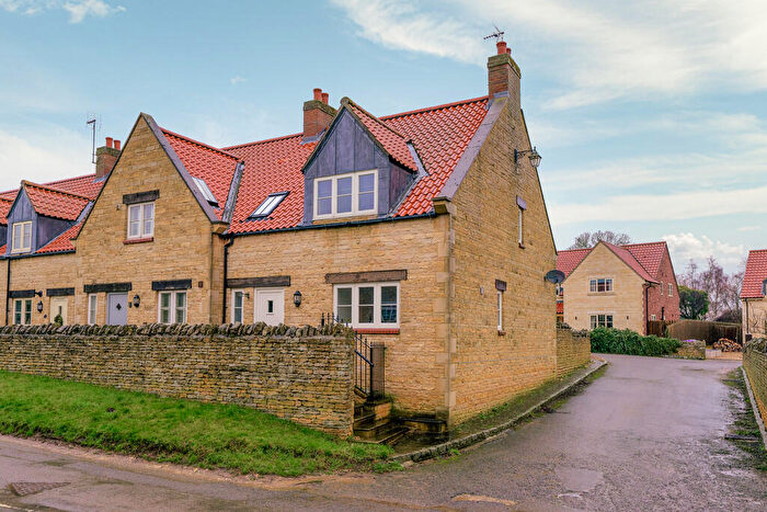 3 Bedroom Cottage For Sale In Macham Close, Swinstead, NG33