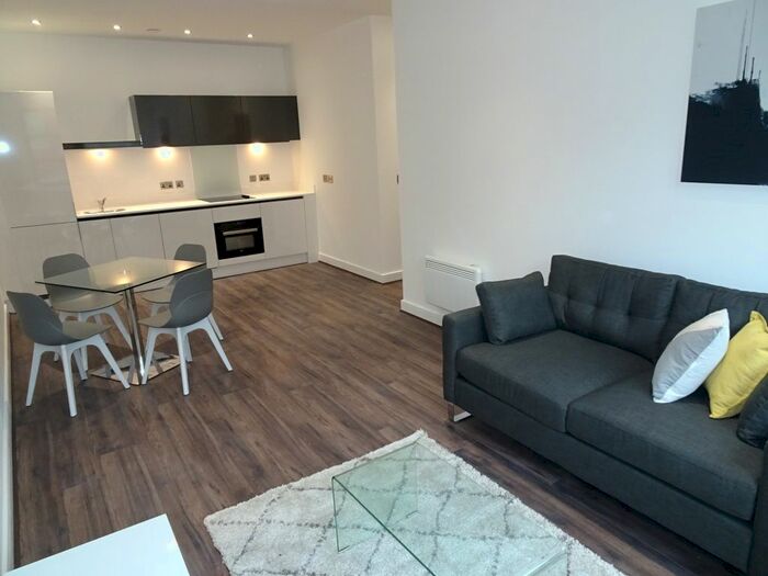 2 Bedroom Flat To Rent In Pope Street, Birmingham, B1