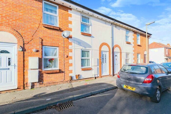 2 Bedroom House To Rent In St. Anns Crescent, Gosport, PO12