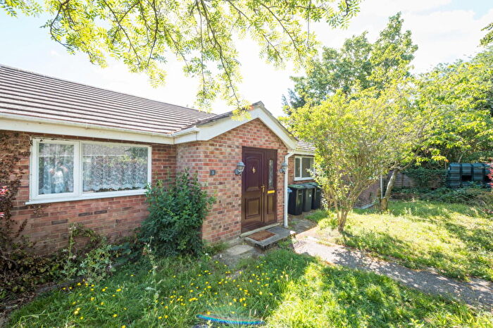 3 Bedroom Semi-Detached Bungalow For Sale In Crowcroft Glebe, Nedging Tye, IP7