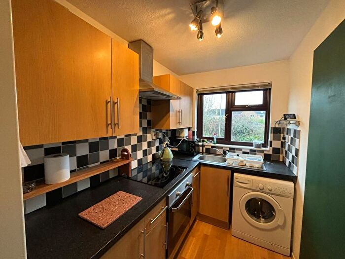 1 Bedroom Flat To Rent In Manor Road, Witney, OX28