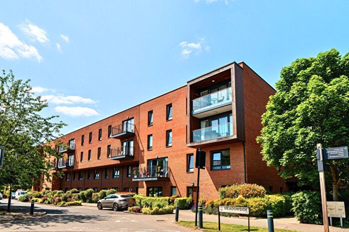 2 Bedroom Flat For Sale In Dowding Drive, London, SE9