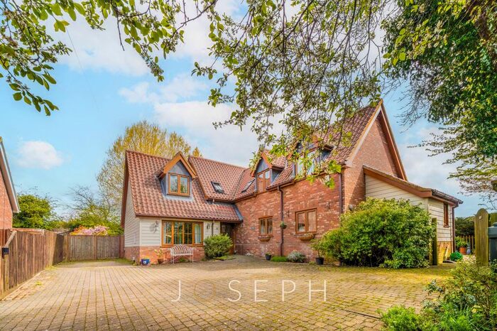 4 Bedroom Detached House For Sale In Shop Road, Clopton, IP13