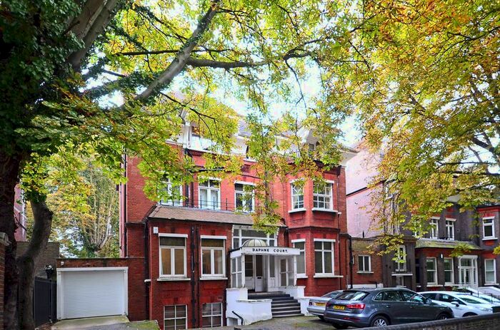 1 Bedroom Flat To Rent In Fitzjohns Avenue, Hampstead, London, NW3