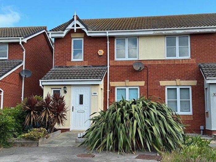 3 Bedroom Semi-Detached House For Sale In Llys Ogwen, Prestatyn, Denbighshire, LL19