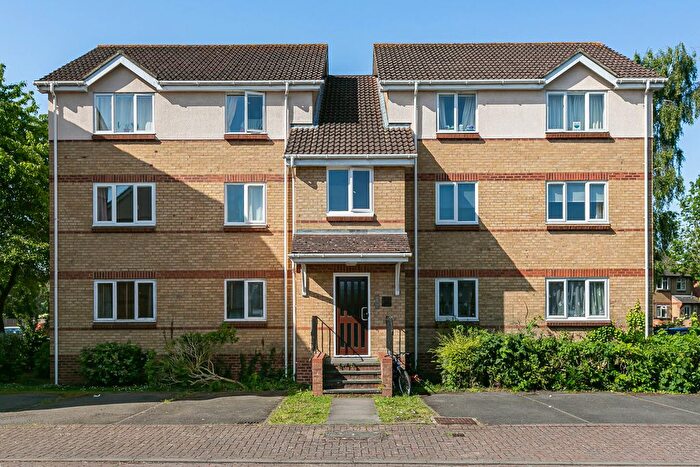 2 Bedroom Flat For Sale In Mead Court, Egham, Surrey, TW20