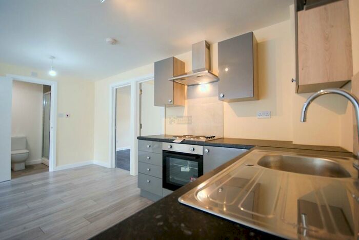 2 Bedroom Apartment To Rent In Pershore Road, Stirchley - Student Property, B30