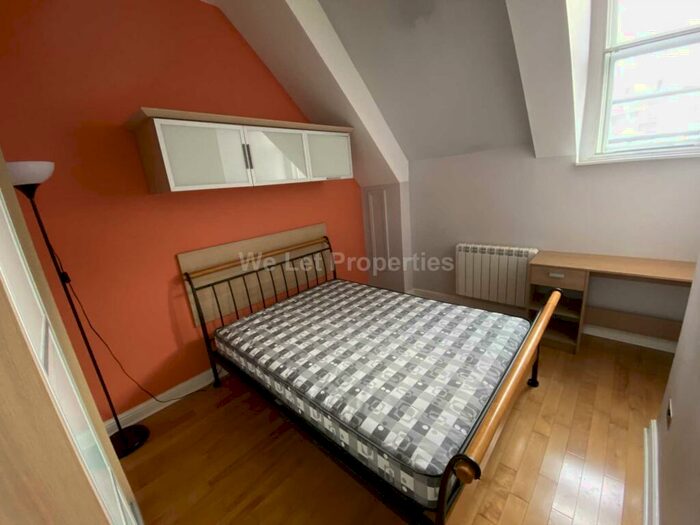 2 Bedroom Apartment To Rent In Chepstow House, Chepstow Street, M1