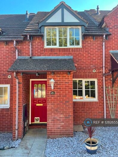 2 Bedroom Terraced House To Rent In Stenbury Close, Swindon, SN25