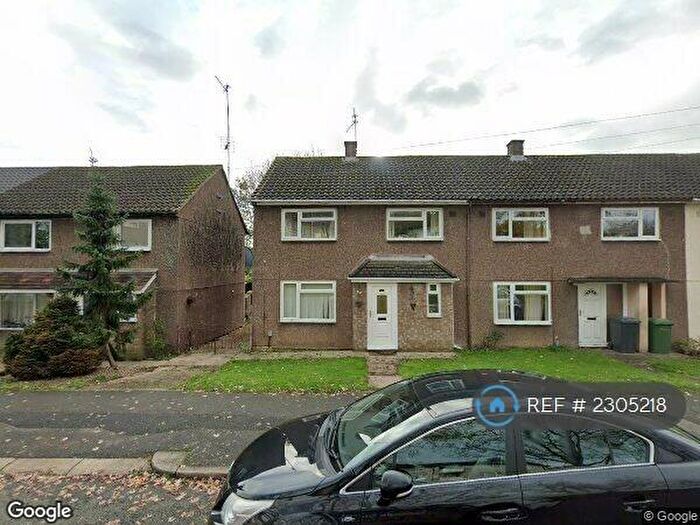 3 Bedroom Semi-Detached House To Rent In Stuart Road, Corby, NN17