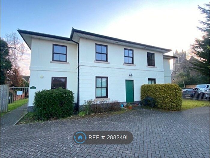 1 Bedroom Flat To Rent In Hamilton Court, Malvern, WR14