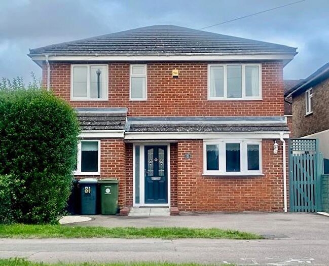 3 Bedroom Detached House To Rent In Hitchin Road, Stotfold, Hitchin, SG5