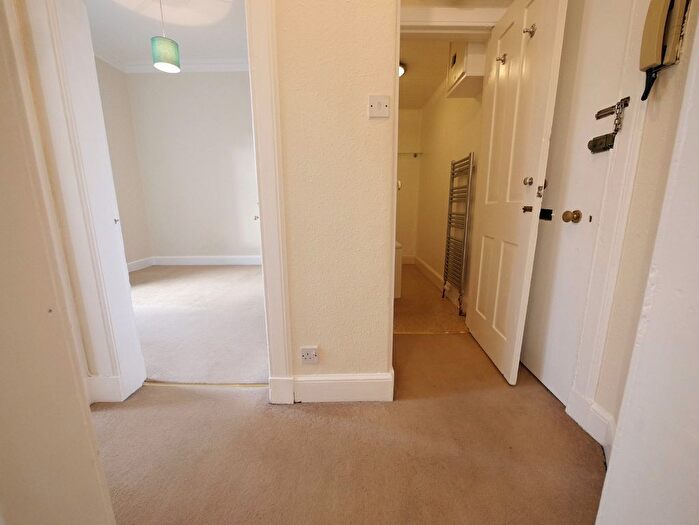 1 Bedroom Flat To Rent In Wardlaw Street, Gorgie, Edinburgh, EH11