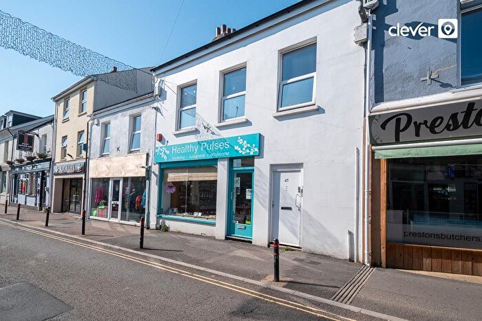 3 Bedroom Maisonette For Sale In Ridgeway, Plympton, Plymouth, PL7