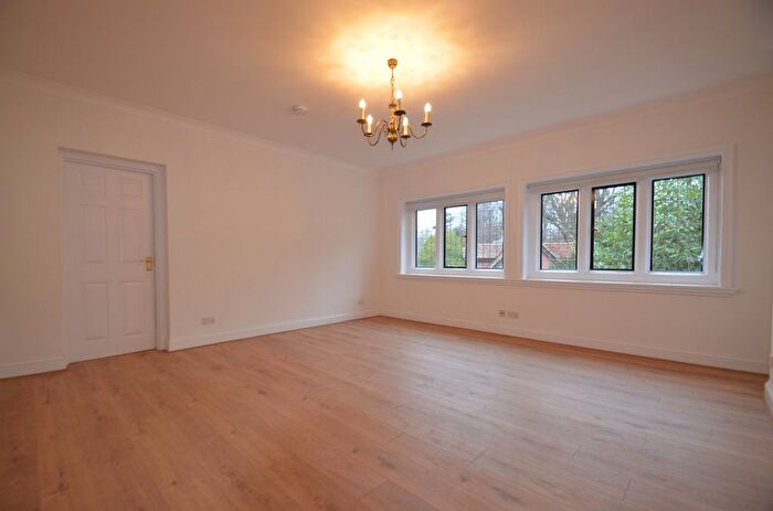 1 Bedroom Flat To Rent In Wraysbury, Staines-Upon-Thames, TW19