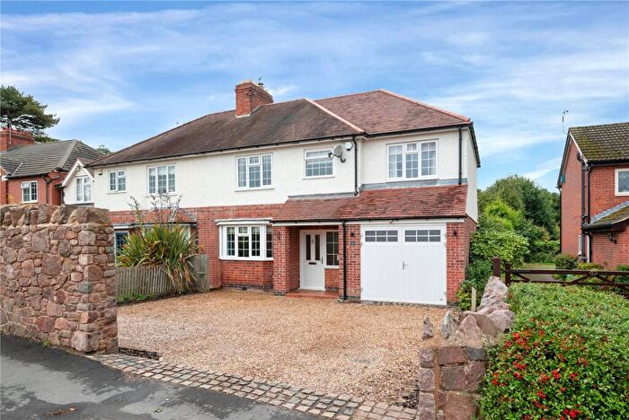 4 Bedroom Semi-Detached House For Sale In Wood Lane, Quorn, LE12