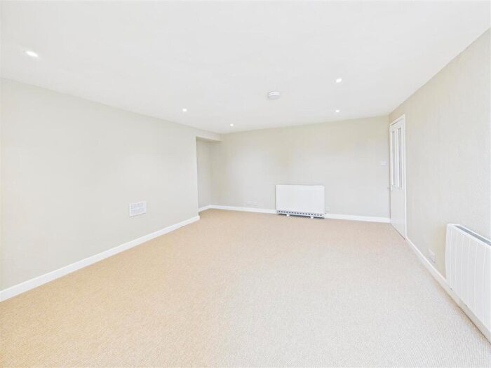 2 Bedroom Apartment To Rent In Rivers Street, City Centre, BA1