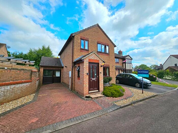3 Bedroom Detached House For Sale In Hawthorn Close, Charfield, Wotton-Under-Edge, GL12