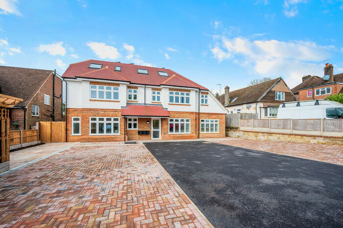 1 Bedroom Apartment To Rent In Pilllarbox House, Godstone Hill, RH9