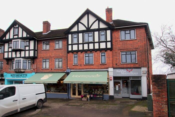 2 Bedroom Maisonette To Rent In Corner House Parade Epsom Road, Ewell Village, KT17