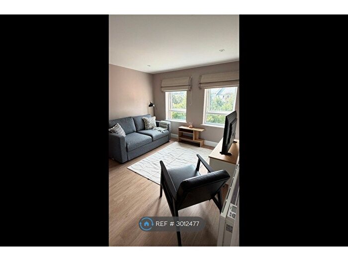 2 Bedroom Flat To Rent In Murano Place, Edinburgh, EH7