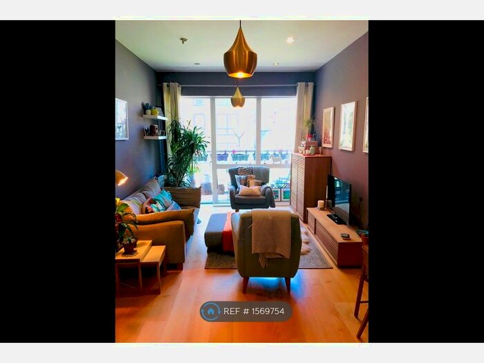 1 Bedroom Flat To Rent In Commercial Wharf, London, E8
