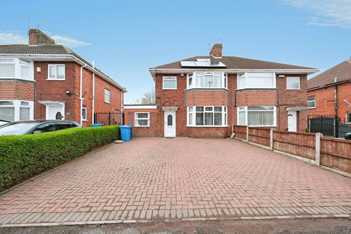 4 Bedroom Semi Detached House For Sale In Sunnyhill Avenue, Derby, DE23