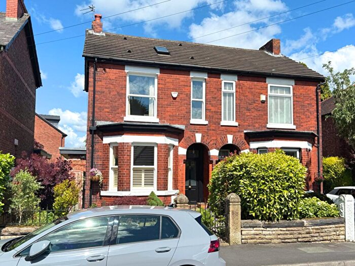3 Bedroom Semi-Detached House For Sale In Talbot Road, Sale, M33