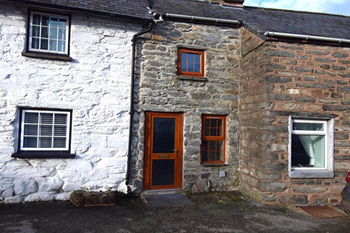 2 Bedroom Terraced House For Sale In High Street, Llandrillo, Corwen, LL21