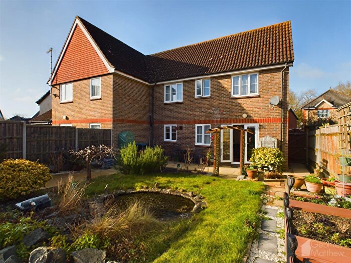 2 Bedroom Semi-Detached House For Sale In Aynsley Gardens, Harlow, CM17