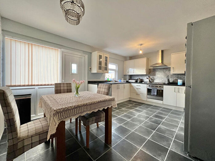 3 Bedroom End Of Terrace House For Sale In Bromley Close, Bispham, FY2