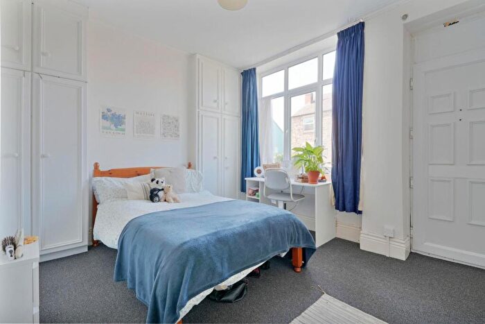 5 Bedroom House To Rent In Cobden View Road, Crookes, S10